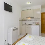 Center Apartamento *