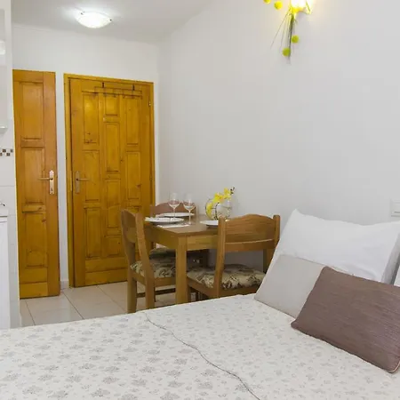 Top City Center Apartments