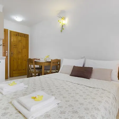 Top City Center Apartments
