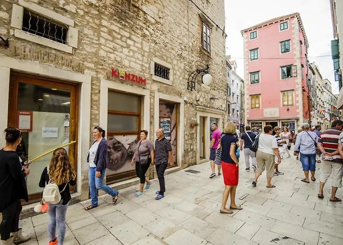 Top City Center Apartments *