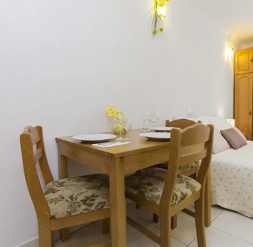 Top City Center Apartments Apartment